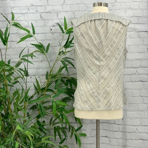 Farinaz Taghavi Gray & White Striped Ruffle Top - Picture 3 of 6